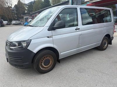 Usata VW Transporter Business 150 CV (110 kW) 2016 Grigio Furgone