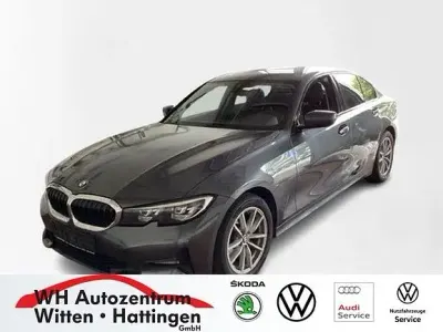 Gebraucht BMW 318 Sport Line 150 PS (110 kW) 2022 Mineralgrau metallic Limousine