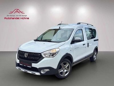 Gebraucht Dacia Dokker Stepway 102 PS (75 kW) 2019 Weiß Van / Kleinbus