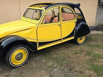 Usata Citroën 2CV 29 CV (21 kW) 1974 Giallo Berlina