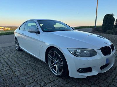 Second-hand BMW 325 M Sport 218 CP (160 kW) 2011 Alb Coupe