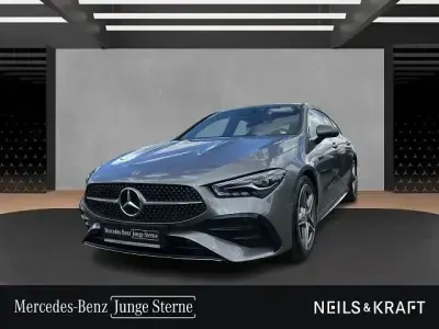 Gebraucht Mercedes CLA200 Shooting Brake AMG 163 PS (119 kW) 2025 Grau Kombi