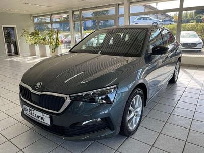 Grau Gebraucht 2020 Skoda Scala Style Kleinwagen | 17.999 € (Guter Preis)