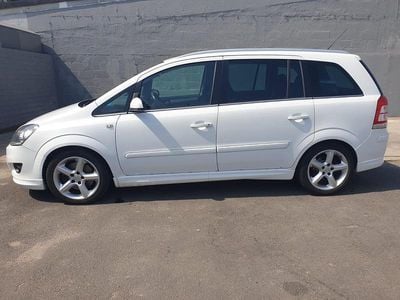 Gebraucht Opel Zafira 125 PS (91 kW) 2011 Weiß Van / Kleinbus