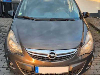 Gebraucht Opel Corsa Color Edition 120 PS (88 kW) 2014 Grau Kleinwagen