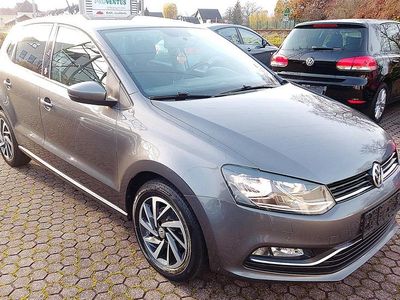 Gebraucht VW Polo 60 PS (44 kW) 2017 Grau Kleinwagen