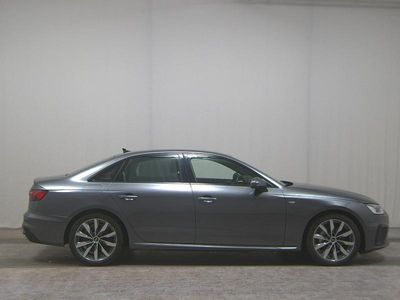 Gebraucht Audi A4 S-Line 204 PS (150 kW) 2023 Grau Limousine
