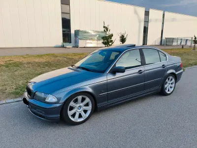 Gebraucht BMW 325 Performance 192 PS (141 kW) 2001 Grau Limousine