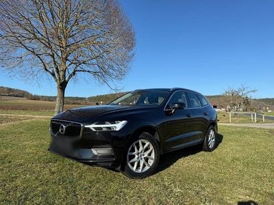 Gebraucht Volvo XC60 Momentum 190 PS (139 kW) 2020 Schwarz SUV