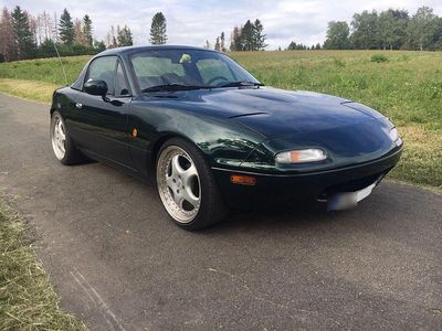 Second-hand Mazda MX5 116 CP (85 kW) 1991 Verde Cabrio