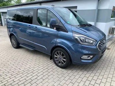 Gebraucht Ford Tourneo Titanium X 185 PS (136 kW) 2021 Blau Van / Kleinbus