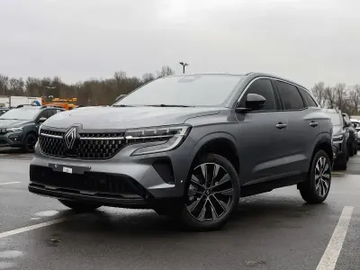 Gebraucht Renault Austral Techno 200 PS (147 kW) 2025 Grau SUV