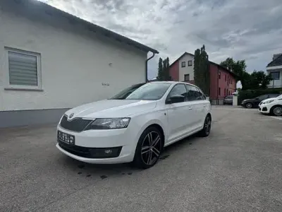 Gebraucht Skoda Rapid Elegance 122 PS (89 kW) 2015 Weiß Kleinwagen