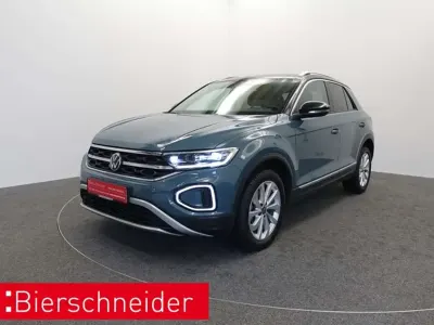 Gebraucht VW T-Roc Pro 150 PS (110 kW) 2022 Blau SUV