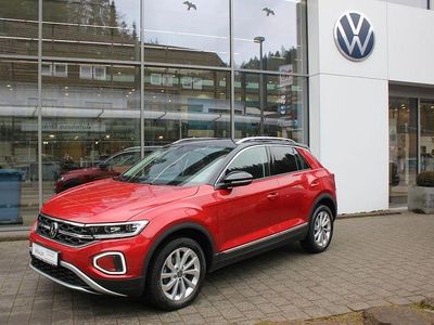 Gebraucht VW T-Roc Style 150 PS (110 kW) 2022 Rot SUV