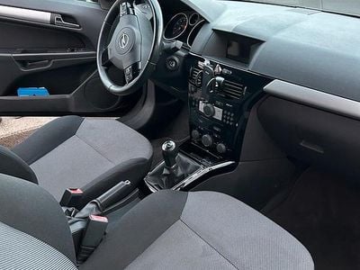 Opel Astra GTC