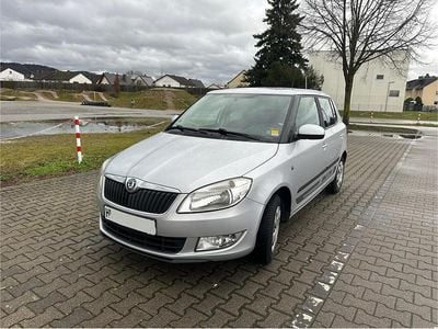 Gebraucht Skoda Fabia 86 PS (63 kW) 2011 Silber Kleinwagen