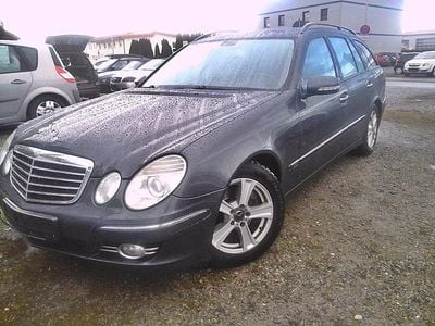 Gebraucht Mercedes E220 Avantgarde 205 PS (150 kW) 2009 Grau Kombi