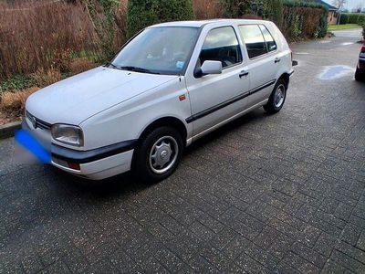 Gebraucht VW Golf III 72 PS (52 kW) 1993 Weiß Kleinwagen