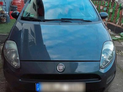 Silber Gebraucht 2012 Fiat Punto Evo Kleinwagen | 2.500 €
