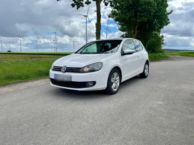 Gebraucht VW Golf VI Comfortline 122 PS (89 kW) 2009 Weiß Limousine