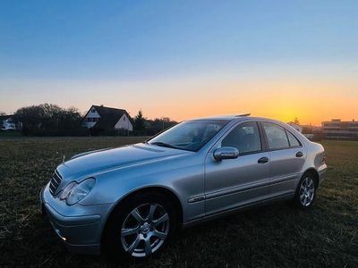 Usata Mercedes C180 Classic 143 CV (105 kW) 2002 Grigio Berlina
