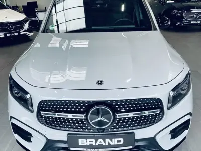 Gebraucht Mercedes GLB220 AMG line 190 PS (139 kW) 2026 Grau SUV