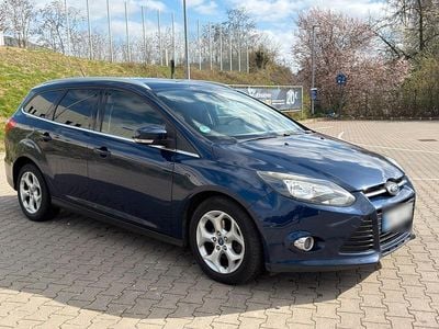 Gebraucht Ford Focus 105 PS (77 kW) 2012 Weiß Kombi