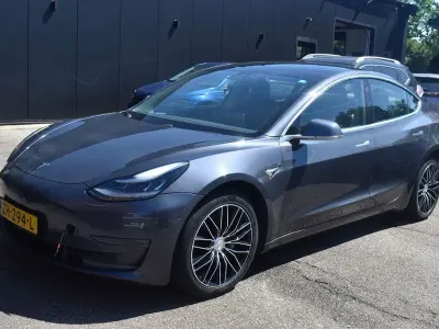 Gebraucht Tesla Model 3 Long Range AWD 258 kW (351 PS) 2019 Grau Limousine