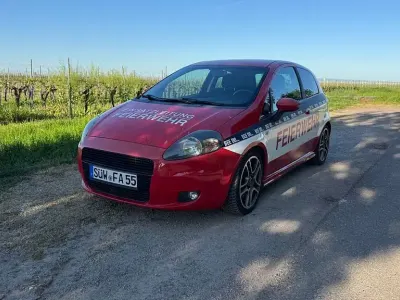 Gebraucht Fiat Grande Punto Sport 120 PS (88 kW) 2009 Rot Kleinwagen