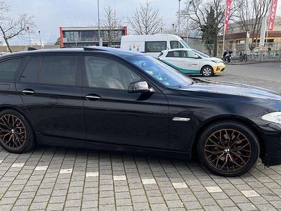 Usata BMW 520 184 CV (135 kW) 2012 Nero Station wagon