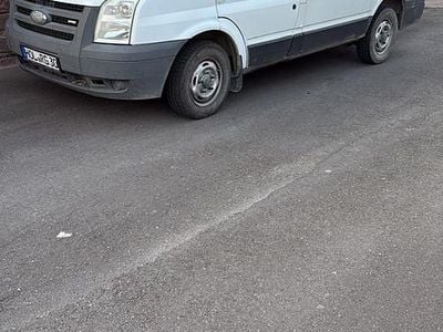 Weiß Gebraucht 2007 Ford Transit Tourneo Van / Kleinbus | 3.500 €