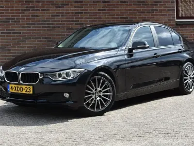 Gebraucht BMW 320 Efficient Dynamics 163 PS (119 kW) 2014 Schwarz Limousine