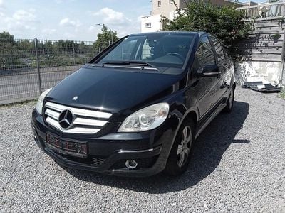 Mercedes B180