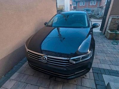 Gebraucht VW Passat 160 PS (117 kW) 2017 Grau Kombi