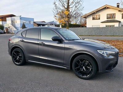 Gebraucht Alfa Romeo Stelvio Veloce 280 PS (205 kW) 2020 Grau SUV