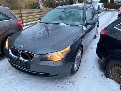 Gebraucht BMW 523 177 PS (130 kW) 2006 Grau Kombi