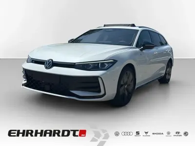Gebraucht VW Passat R-line 193 PS (141 kW) 2025 Oryxweiß perlmutteffekt Kombi