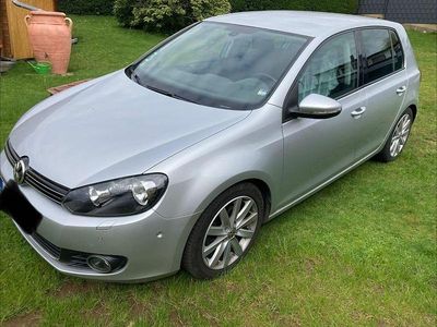 Usata VW Golf VI Comfortline 122 CV (89 kW) 2009 Argento Utilitaria