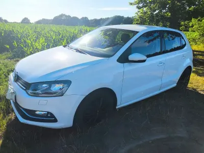 Gebraucht VW Polo 90 PS (66 kW) 2015 Weiß Limousine
