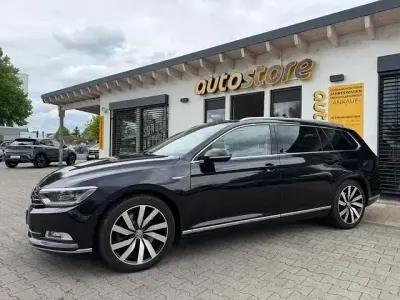 Gebraucht VW Passat Highline 239 PS (175 kW) 2015 Deep black perleffekt/schwarz Kombi