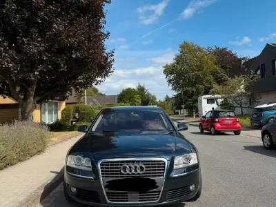 Gebraucht Audi A8 232 PS (170 kW) 2007 Blau Limousine