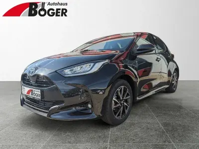 Gebraucht Toyota Yaris Basis 116 PS (85 kW) 2022 Schwarz Kleinwagen