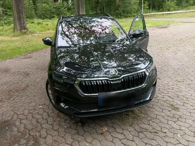 Gebraucht Skoda Karoq Ambition 150 PS (110 kW) 2023 Schwarz SUV
