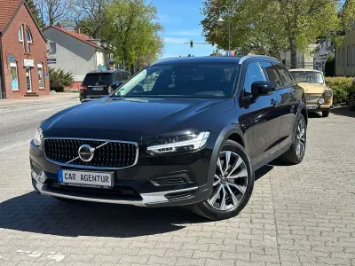 Usata Volvo V90 CC Pro 235 CV (172 kW) 2021 Nero Station wagon