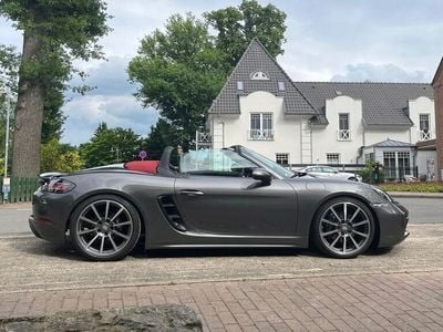 Porsche 718 Boxster