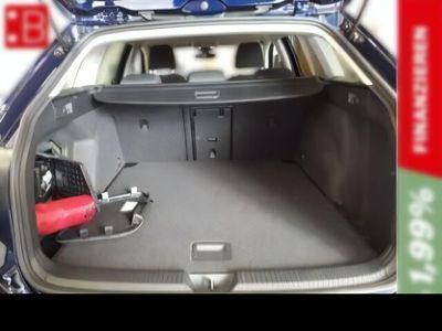 Gebraucht VW Golf VIII Move 150 PS (110 kW) 2024 Blau Kombi