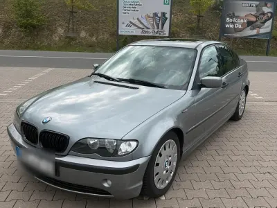 Używany BMW 318 143 KM (105 kW) 2004 Srebrny Sedan/Limuzyna