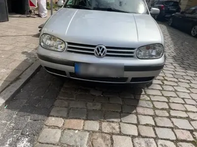 Gebraucht VW Golf IV 105 PS (77 kW) 2003 Silber Kleinwagen