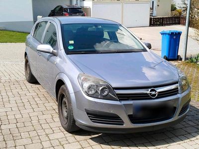 Gebraucht Opel Astra 105 PS (77 kW) 2005 Andere farben Limousine